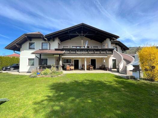 Hotel zum Kauf 1.750.000 € 371 m² Gastrofläche 1.336 m² Grundstück Maria Wörth 9081