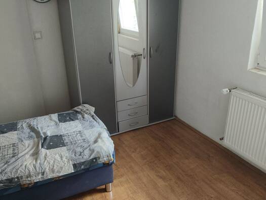 WG-Zimmer zur Miete 500 € 19 m² frei ab 01.10.2026 Bonames Nord-Ost 60437