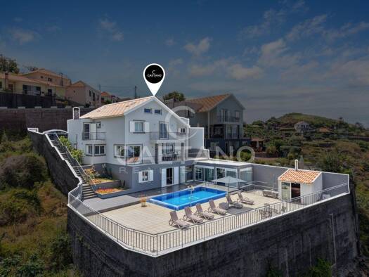 Haus zum Kauf 745.000 € Ribeira Brava 9350