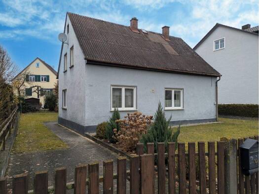 Einfamilienhaus zum Kauf 155.000 € 5 Zimmer 95 m² 508 m² Grundstück Dachelhofen Schwandorf 92421