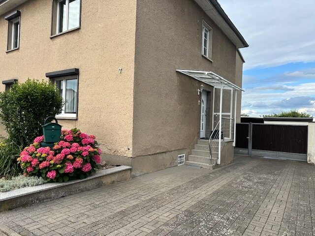 Haus zum Kauf 225.000 € 6 Zimmer 150 m²<br/>Wohnfläche 689 m²<br/>Grundstück Osterburg Osterburg (Altmark) 39606