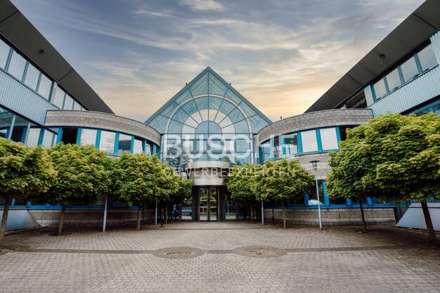 Lagerhalle zur Miete 5.300 m² Lagerfläche teilbar ab 3.000 m² Metelen 48629