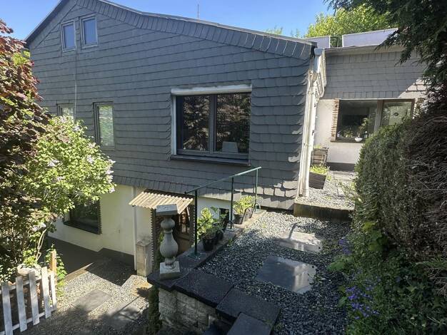 Einfamilienhaus zum Kauf 110.000 € 5 Zimmer 105 m² 754 m² Grundstück Greiz 07973