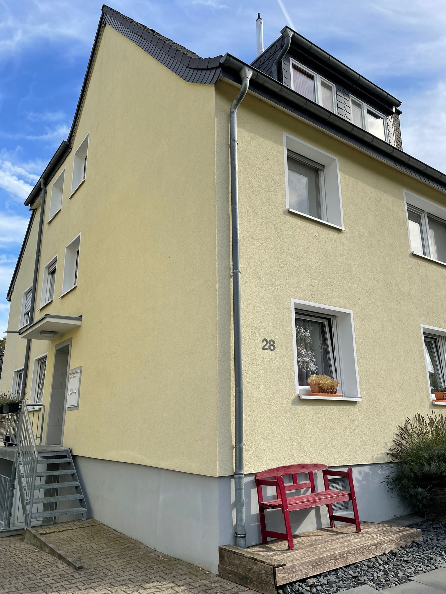 Wohnung zum Kauf 239.000 € 3 Zimmer 87 m²<br/>Wohnfläche 1.<br/>Geschoss ab sofort<br/>Verfügbarkeit Bergheim Bergheim 50126