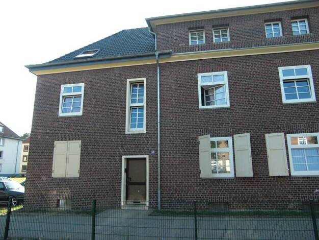Wohnung zur Miete nur mit Wohnberechtigungsschein 399 € 3,5 Zimmer 76,6 m² 1. Geschoss Josefinenstraße 49 Schalke-Nord Gelsenkirchen-Mitte 45881