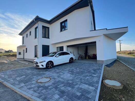 Mehrfamilienhaus zum Kauf provisionsfrei 1.099.000 € 7 Zimmer 250 m² 630 m² Grundstück frei ab sofort Berghofener Straße Haunwang Eching 84174