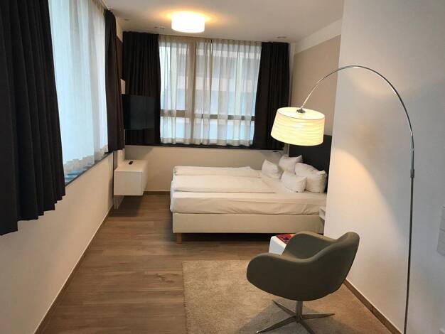 WG-Zimmer zur Miete auf Zeit 1.200 € 33 m² 1. Geschoss frei ab 01.01.2027 Oststraße 24 Heilbronn Heilbronn 74072