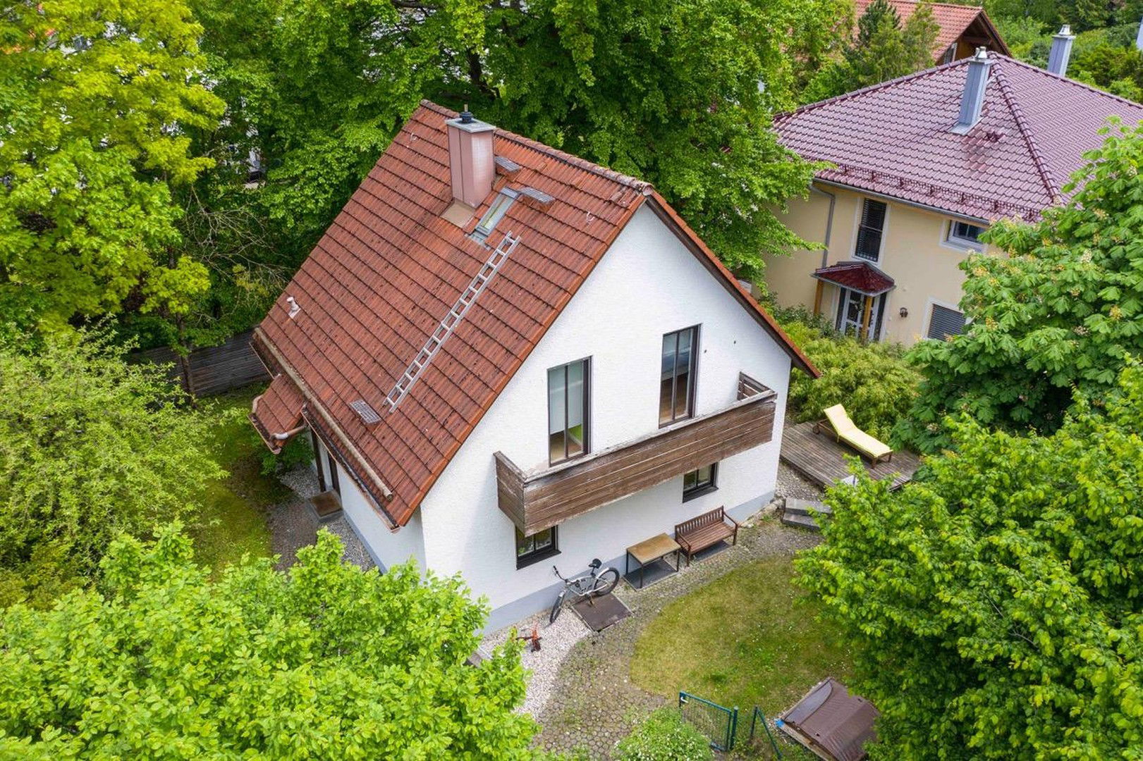 Einfamilienhaus zum Kauf provisionsfrei 875.000 € 4 Zimmer 119,9 m²<br/>Wohnfläche 390 m²<br/>Grundstück 01.02.2025<br/>Verfügbarkeit Ottobrunn 85521