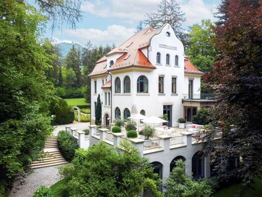 Villa zum Kauf 5.900.000 € 9 Zimmer 514,3 m² 7.596 m² Grundstück Reutlingen 72766