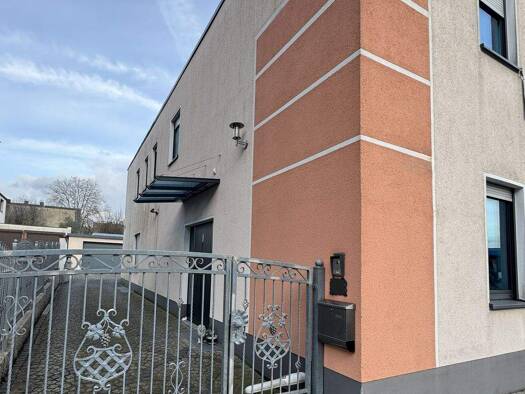 Einfamilienhaus zum Kauf 859.000 € 7,5 Zimmer 223 m² 819 m² Grundstück frei ab 01.03.2026 Heide Oberhausen 46117