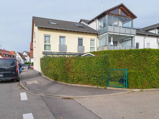 Reihenendhaus zum Kauf 445.000 € 4,5 Zimmer 97 m² 93 m² Grundstück Baltmannsweiler 73666