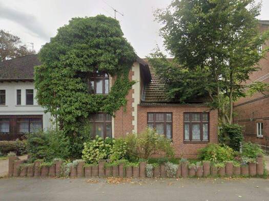 Haus zum Kauf 286.000 € 7 Zimmer 209 m² 2.164 m² Grundstück Hanerau-Hademarschen 25557