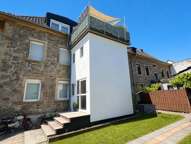 Mehrfamilienhaus zum Kauf als Kapitalanlage geeignet 18 Zimmer 334 m² 289 m² Grundstück Oberdollendorf Königswinter 53639