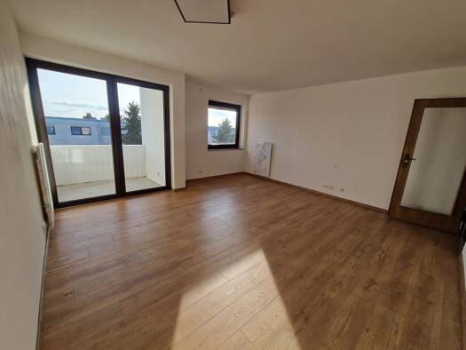 Wohnung zur Miete 500 € 3 Zimmer 68,3 m² Geschoss 3/4 frei ab sofort Mitterteich 95666