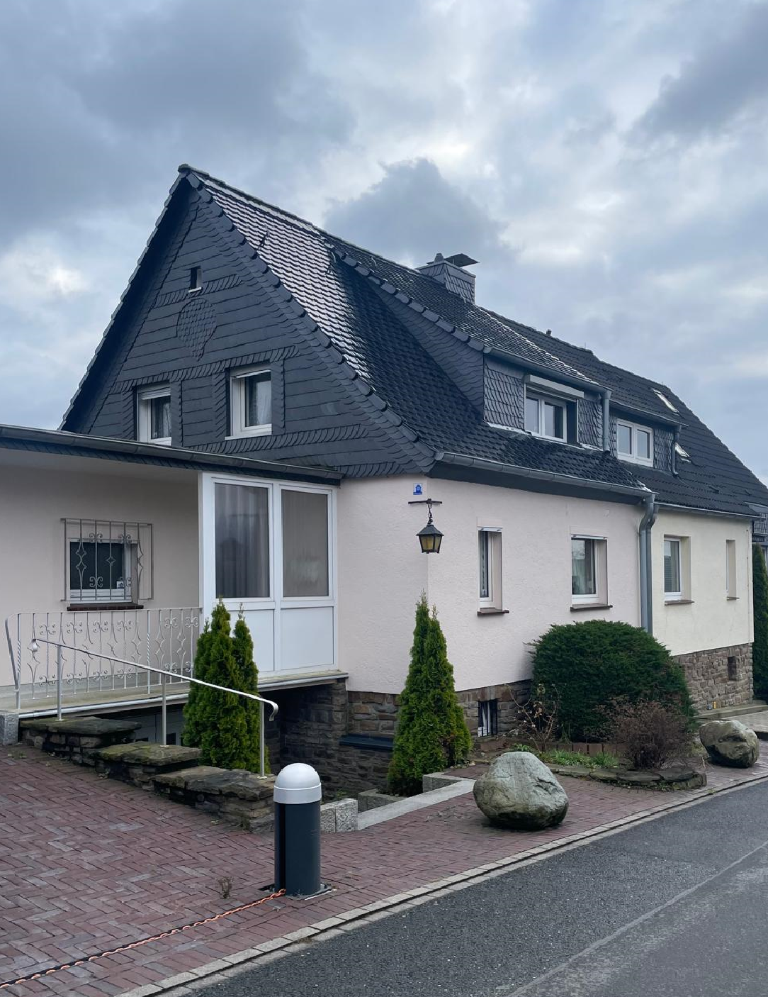 Haus zum Kauf 389.000 € 4,5 Zimmer 118 m²<br/>Wohnfläche 298 m²<br/>Grundstück Kettwig Essen 45219