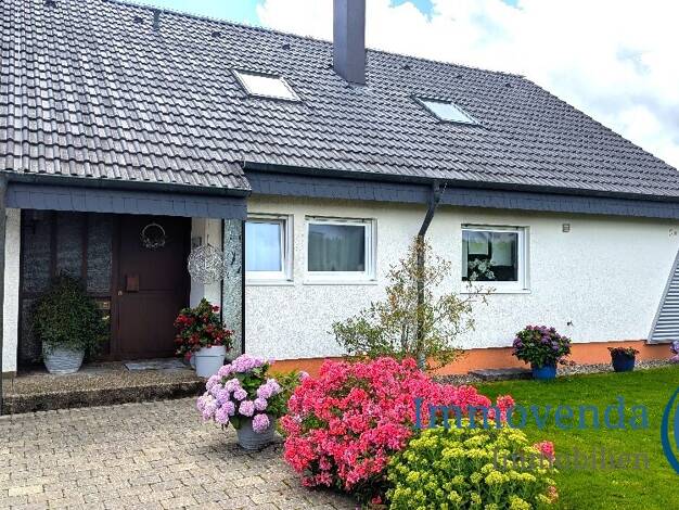 Mehrfamilienhaus zum Kauf 489.000 € 8 Zimmer 160 m² 867 m² Grundstück Bartholomä 73566