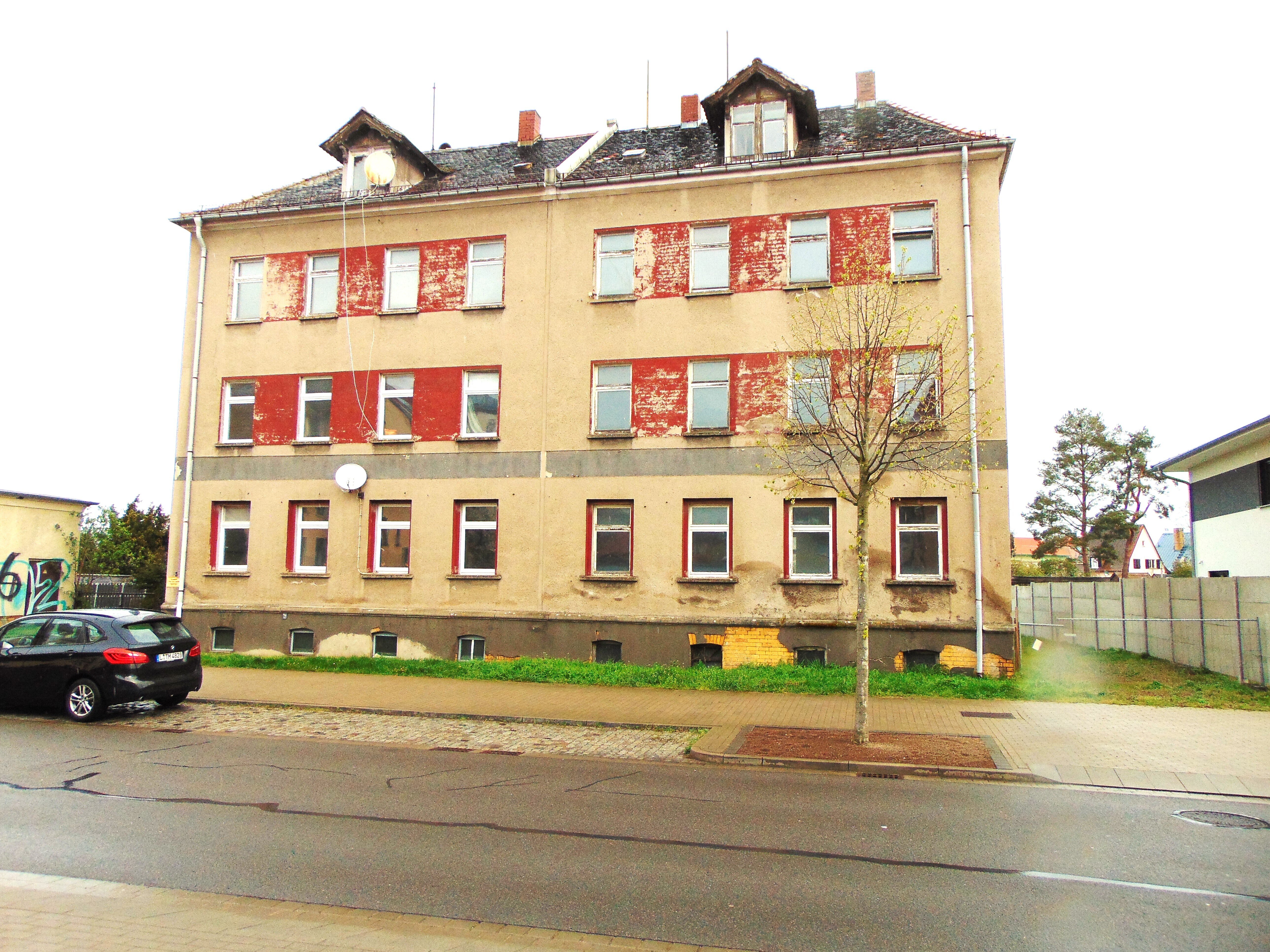 Mehrfamilienhaus zum Kauf als Kapitalanlage geeignet 650.000 € 16 Zimmer 450 m²<br/>Wohnfläche 1.170 m²<br/>Grundstück Baalsdorfer Straße 3 und 5 Holzhausen Leipzig 04288