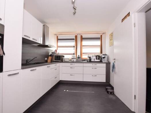 Wohnung zur Miete 900 € 3 Zimmer 90 m² Geschoss 3/4 frei ab sofort Trostberg 83308