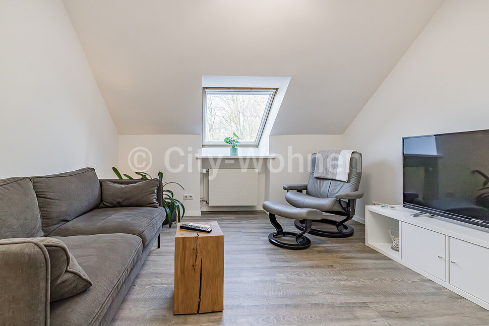 Wohnung zur Miete Wohnen auf Zeit 1.250 € 2 Zimmer 43 m²<br/>Wohnfläche ab sofort<br/>Verfügbarkeit Eulenkrugstraße Volksdorf Hamburg 22359