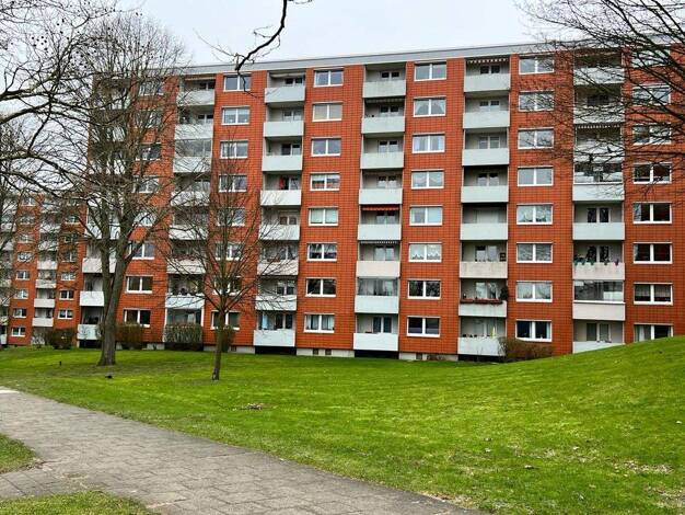 Wohnung zum Kauf provisionsfrei 189.000 € 3 Zimmer 72,4 m² 4. Geschoss frei ab 01.02.2026 Lüdemannstr. 72 Südfriedhof Kiel 24114