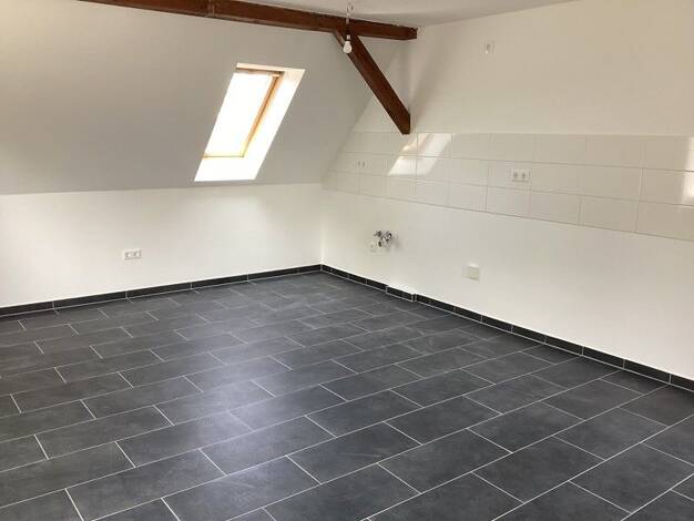 Wohnung zur Miete 563 € 2 Zimmer 58,6 m² Dachgeschoss frei ab 18.08.2025 Heegermühler Str. 16a Nordend Eberswalde 16225