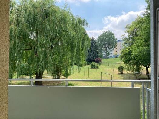 Wohnung zur Miete 305 € 2 Zimmer 49,5 m² 1. Geschoss frei ab 15.09.2026 Schumannstraße 1 Gotha 99867