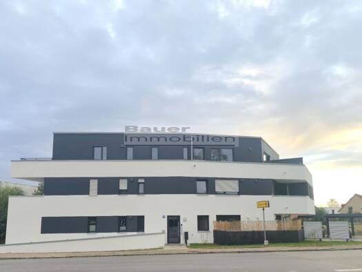 Penthouse zur Miete 1.530 € 4 Zimmer 98 m² 2. Geschoss Ingolstädter Straße Gaimersheim Gaimersheim 85080