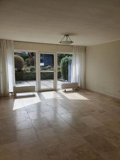 Haus zur Miete 1.500 € 6 Zimmer 145 m² 330 m² Grundstück frei ab 01.08.2025 Niederpleis Sankt Augustin 53757
