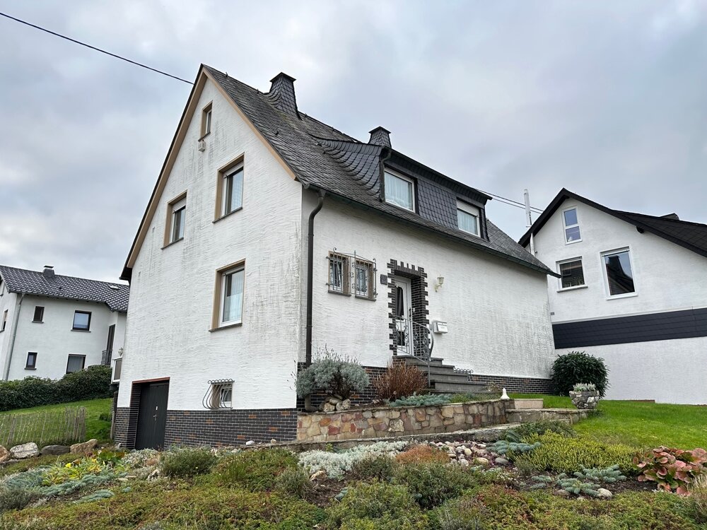 Einfamilienhaus zum Kauf 269.000 € 5,5 Zimmer 140 m²<br/>Wohnfläche 556 m²<br/>Grundstück Nauort 56237