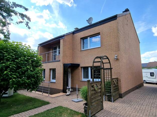 Einfamilienhaus zum Kauf 324.000 € 8 Zimmer 123 m² 950 m² Grundstück Welldorf Jülich 52428