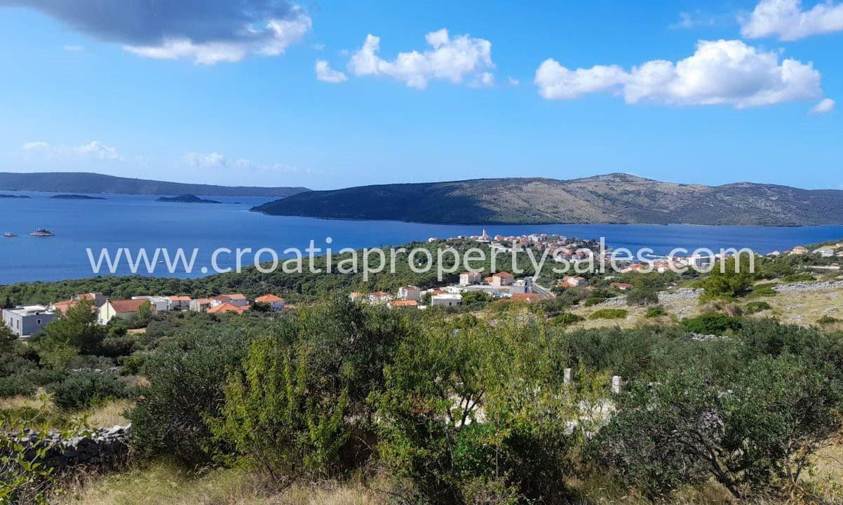 Land-/Forstwirtschaft zum Kauf 355.000 € Trogir