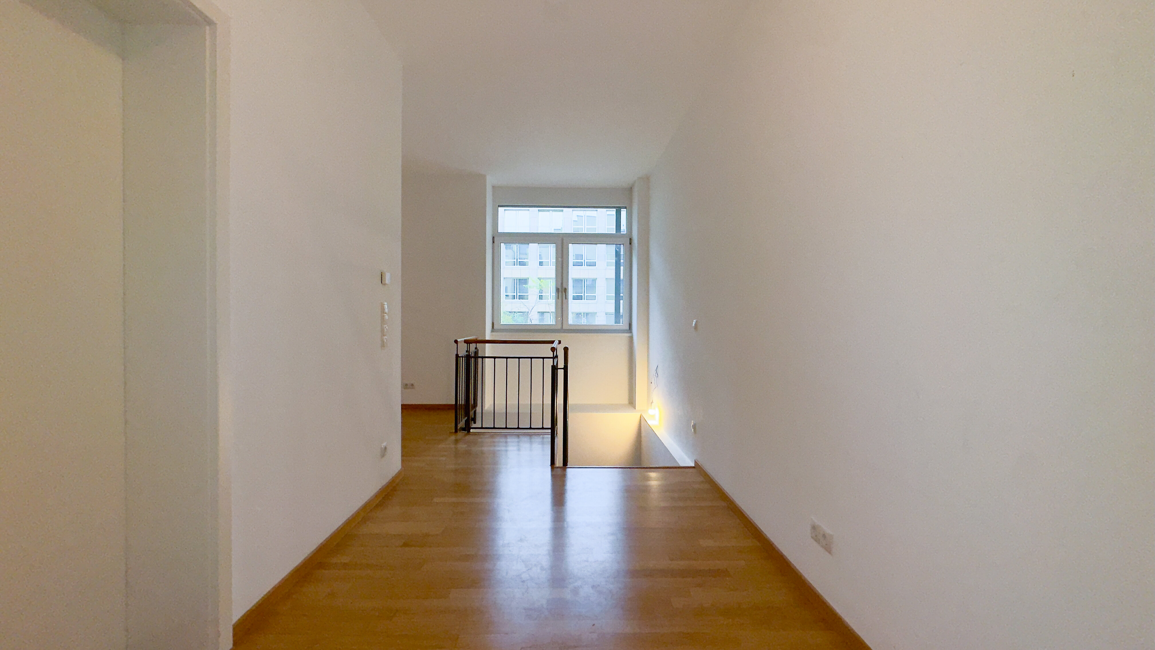 Wohnung zum Kauf 545.000 € 3 Zimmer 87,4 m²<br/>Wohnfläche EG<br/>Geschoss Bahnhofsviertel Frankfurt am Main 60329