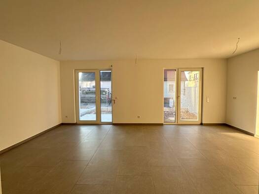 Wohnung zur Miete 2 € 4 Zimmer 111 m² Geschoss EG/3 frei ab 01.01.2026 Sulzbach Sulzbach am Main 63834