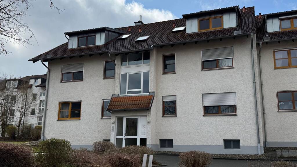 Wohnung zum Kauf provisionsfrei 195.000 € 2,5 Zimmer 61 m² Cortendorf Coburg 96450