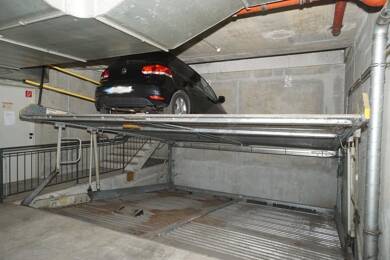 Duplex-Garage zur Miete 28 € Spiegelstraße 19 Bahnhofsvorstadt Zwickau 08056