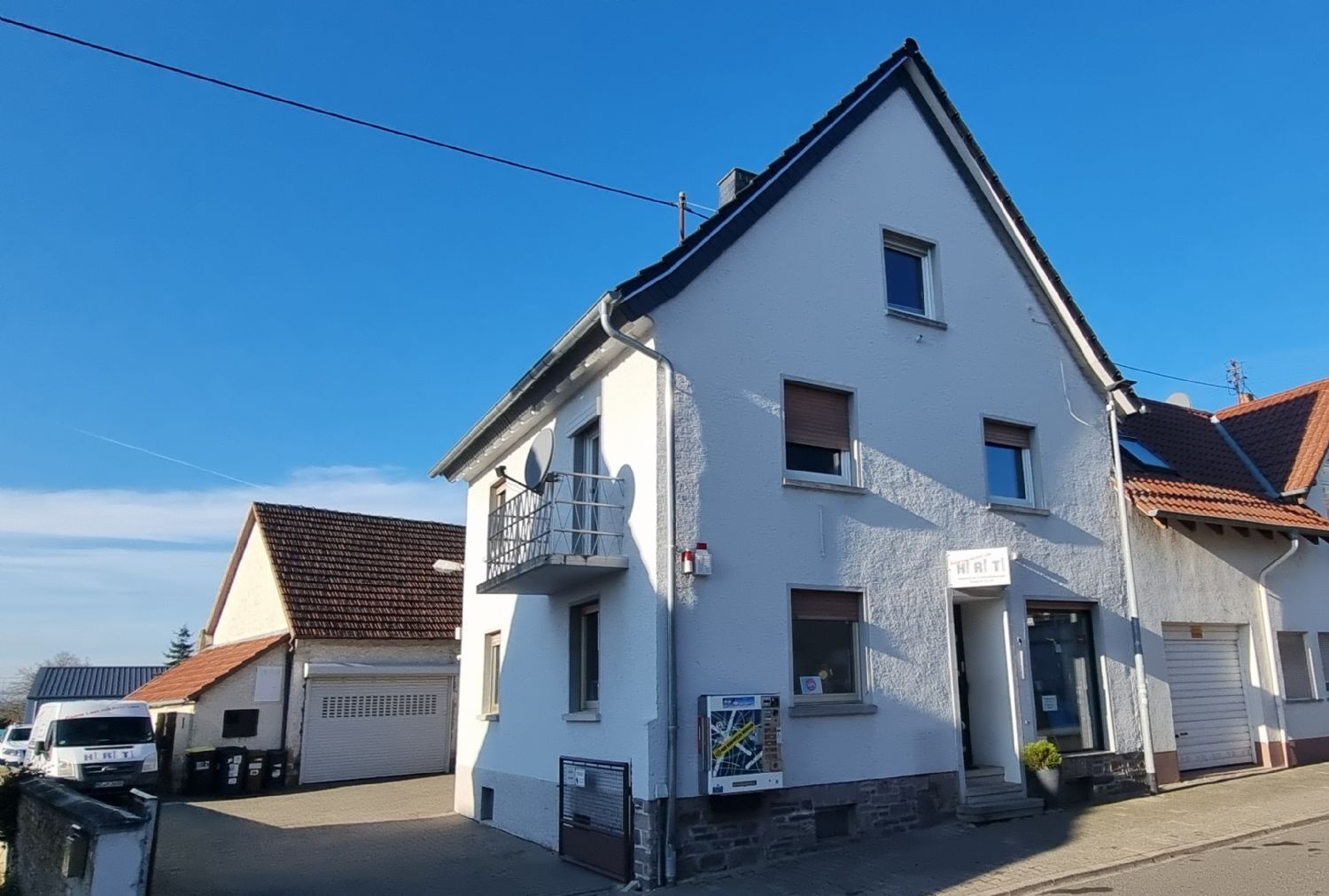 Einfamilienhaus zum Kauf 375.000 € 7 Zimmer 147 m²<br/>Wohnfläche 472 m²<br/>Grundstück Waldalgesheim Waldalgesheim 55425