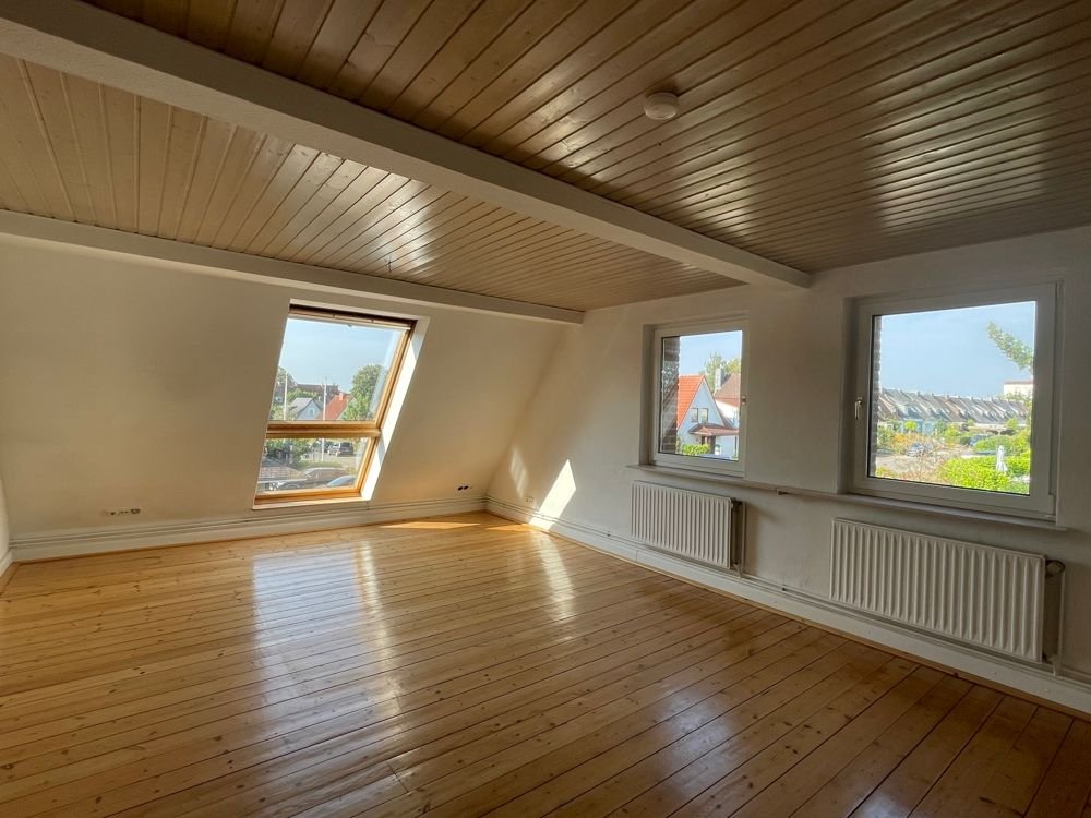 Wohnung zur Miete 870 € 3 Zimmer 104 m²<br/>Wohnfläche 1.<br/>Geschoss Altheikendorf Heikendorf 24226