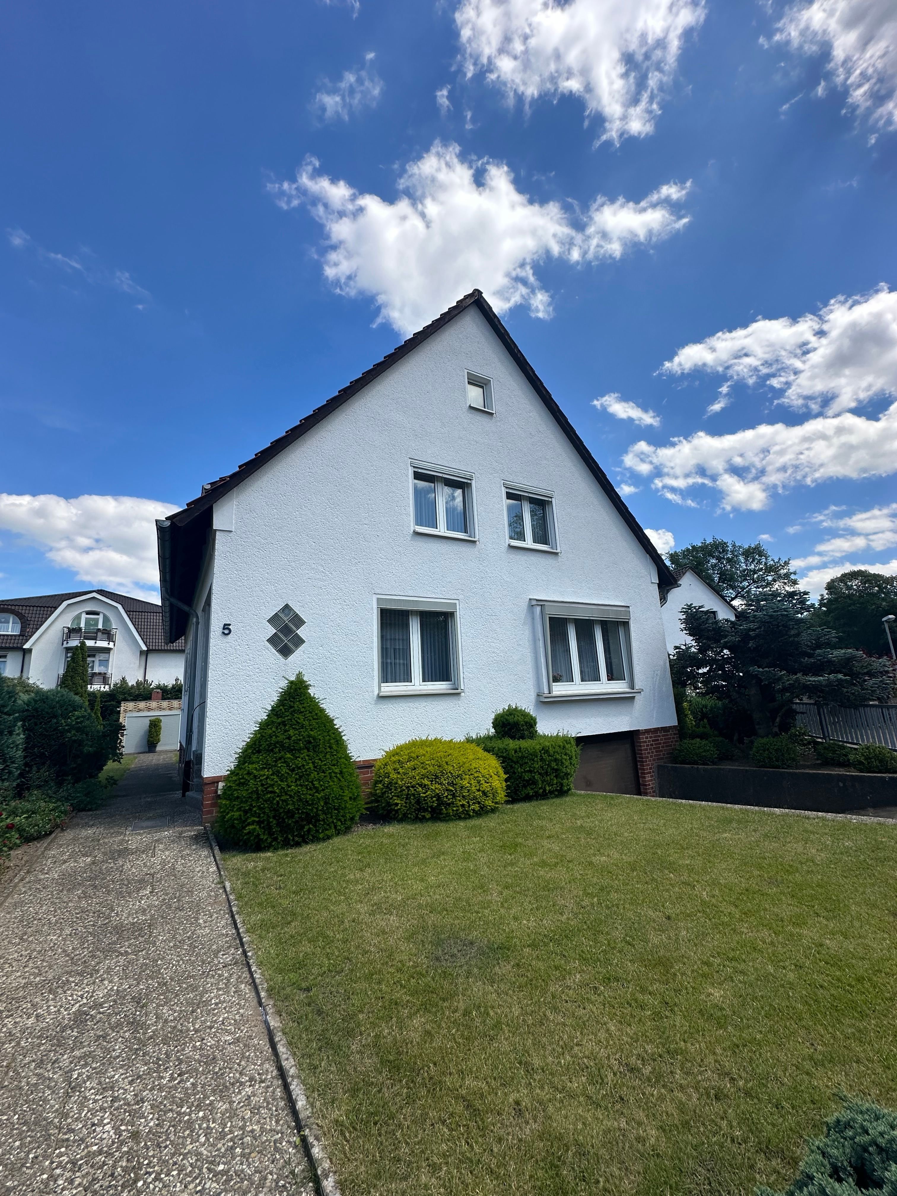 Haus zum Kauf 545.000 € 5 Zimmer 136 m²<br/>Wohnfläche 687 m²<br/>Grundstück Meisenwinkel 5 Ricklingen Hannover 30459