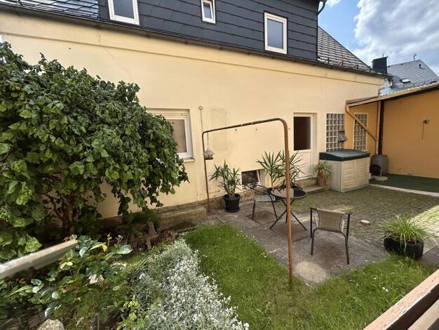 Reihenmittelhaus zum Kauf 95.000 € 7 Zimmer 140 m² 135 m² Grundstück Selbitz Selbitz 95152