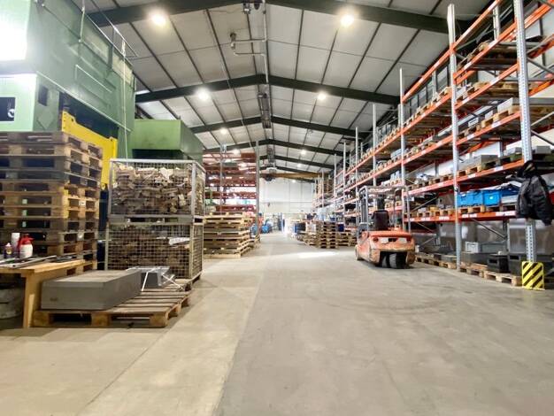 Lagerhalle zum Kauf 856 € 1.090 m² Lagerfläche Dettingen Gerstetten 89547
