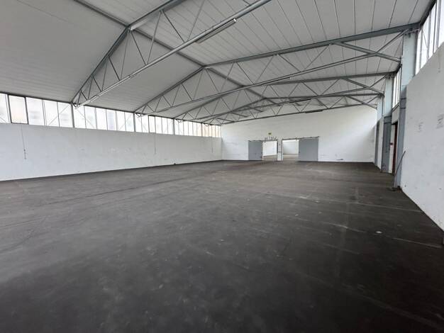 Halle/Industriefläche zur Miete provisionsfrei 2.600 m² Lagerfläche Südstadt Fürth 90763