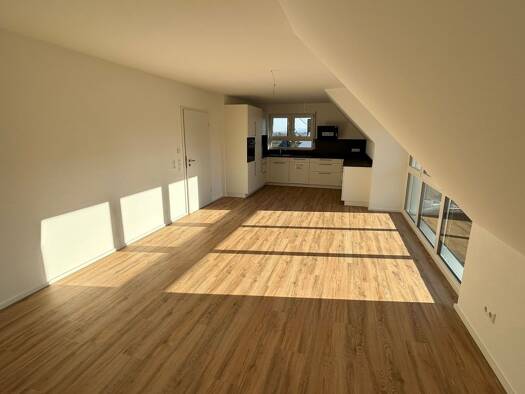 Wohnung zur Miete 1.175 € 2 Zimmer 78 m² Geschoss 3/3 frei ab 01.04.2026 Sickenhausen Reutlingen 72768