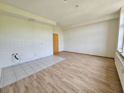 Wohnung zur Miete 300 € 1 Zimmer 32,6 m² 3. Geschoss frei ab sofort Wanfrieder Straße 133 Mühlhausen Mühlhausen/Thüringen 99974