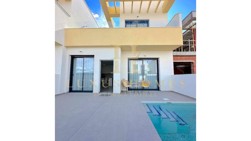 Reihenendhaus zum Kauf provisionsfrei als Kapitalanlage geeignet 318.000 € 4 Zimmer 115 m² 135 m² Grundstück Rojales