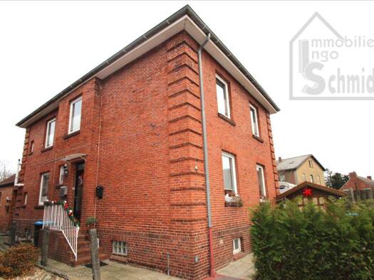 Mehrfamilienhaus zum Kauf 229.000 € 8 Zimmer 195 m² 279 m² Grundstück Weener 26826