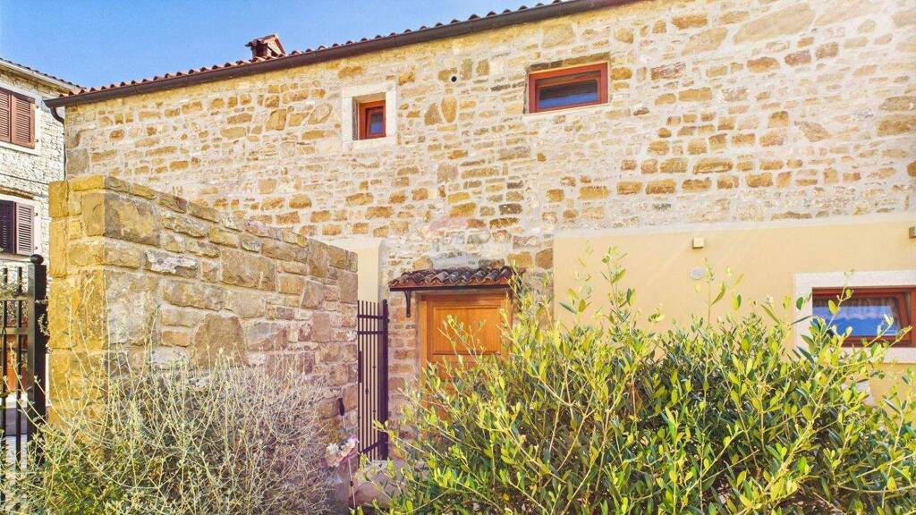 Reihenmittelhaus zur Miete 2.000 € 4 Zimmer 212 m² 83 m² Grundstück Buje 52460