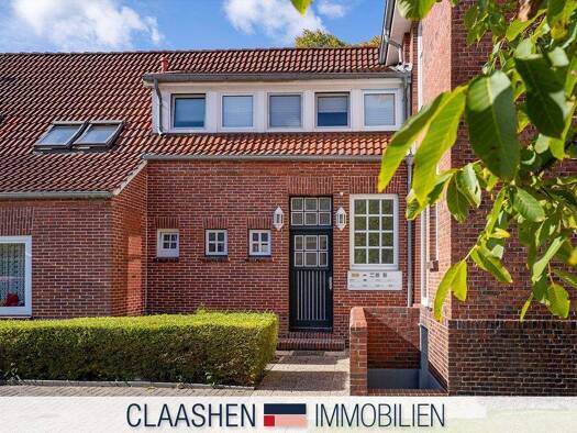 Wohnung zur Miete 370 € 2 Zimmer 37 m² 2. Geschoss Hage 26524