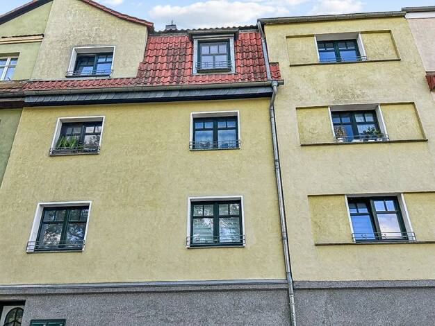 Mehrfamilienhaus zum Kauf 229.000 € 11 Zimmer 233 m² 172 m² Grundstück Oschersleben Oschersleben 39387