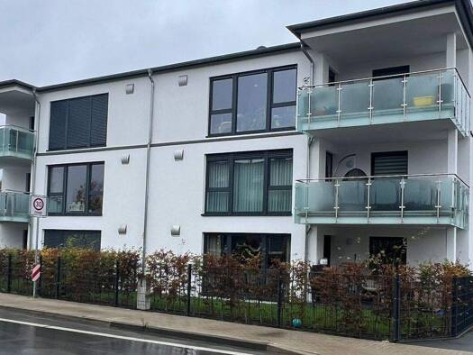 Wohnung zur Miete 870 € 3 Zimmer 87 m² frei ab sofort Halle Halle (Westfalen) 33790