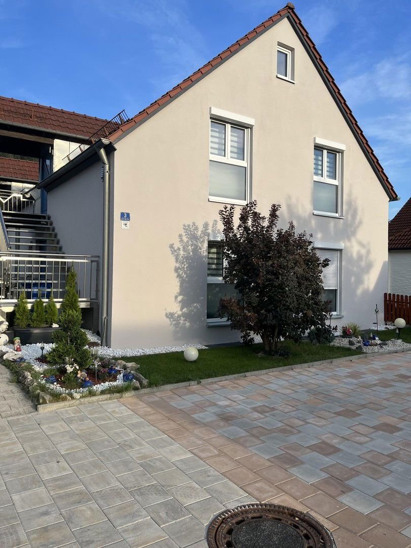 Reihenmittelhaus zum Kauf provisionsfrei 400.000 € 5 Zimmer 121 m²<br/>Wohnfläche 426 m²<br/>Grundstück 01.04.2025<br/>Verfügbarkeit Graf Tilly str. 3 Holnstein Holnstein (Berching) 92334